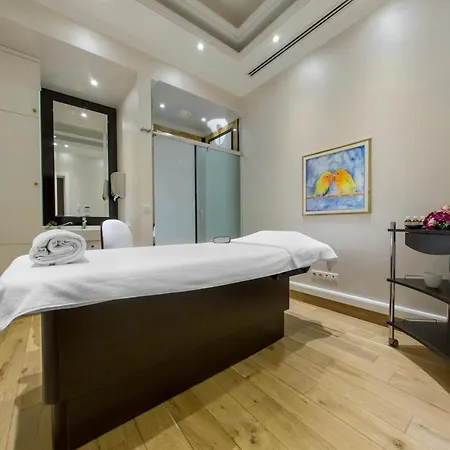 Hotel Atli 4*